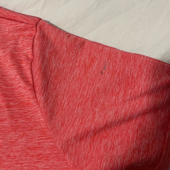 Under Armour T-Shirt (L) - Picture 3 of 3